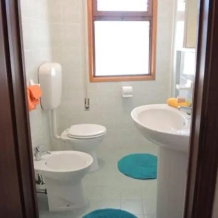 Flat Next To The Sea In Апартаменти Бібіоне